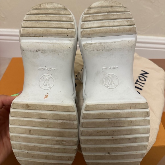 Louis Vuitton Sneakers - Picture 5 of 8